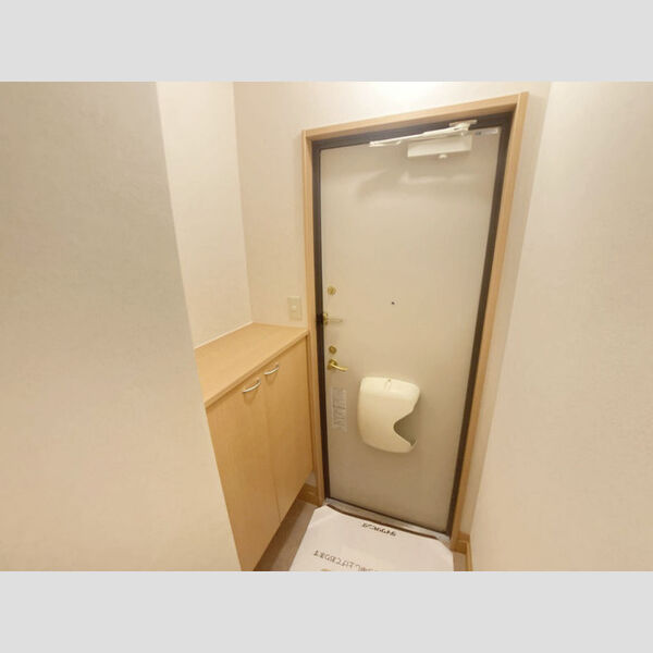 玄関 (玄関)