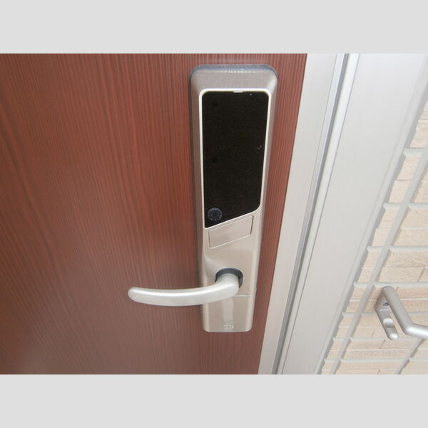 玄関 (ICカードキー)