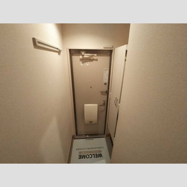 玄関 (玄関)