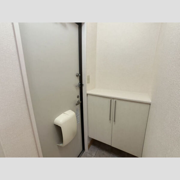 玄関 (玄関)