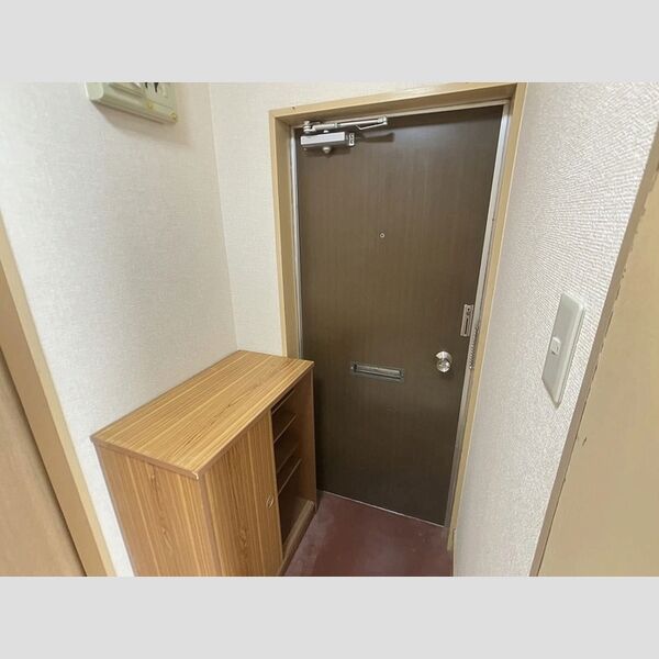 玄関 (玄関)