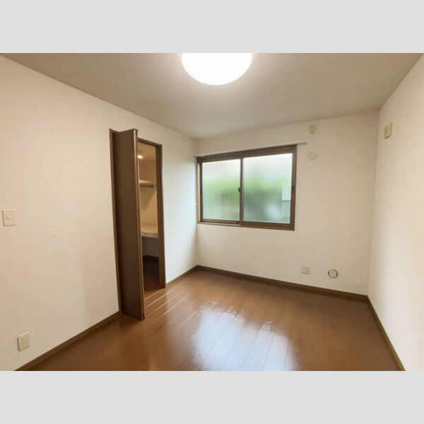 その他 (洋室)