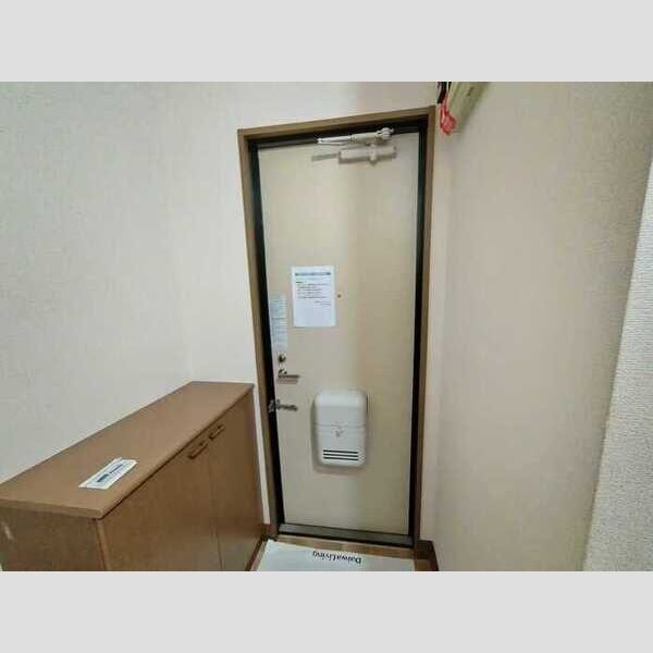 玄関 (玄関)