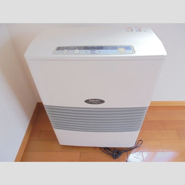 その他設備 (FFストーブ)