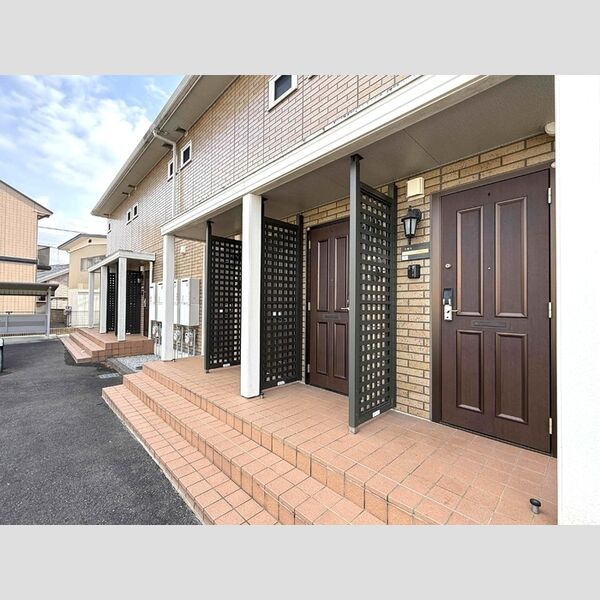 エントランス (エントランス)