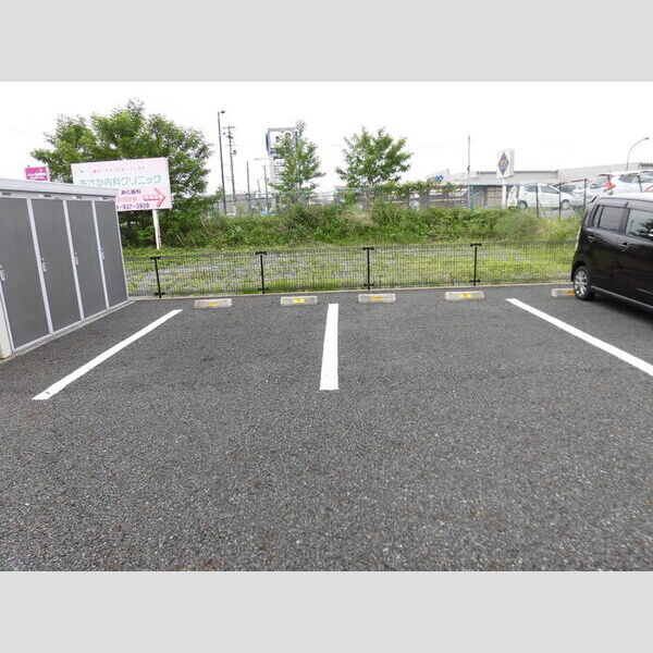 駐車場 (駐車場)
