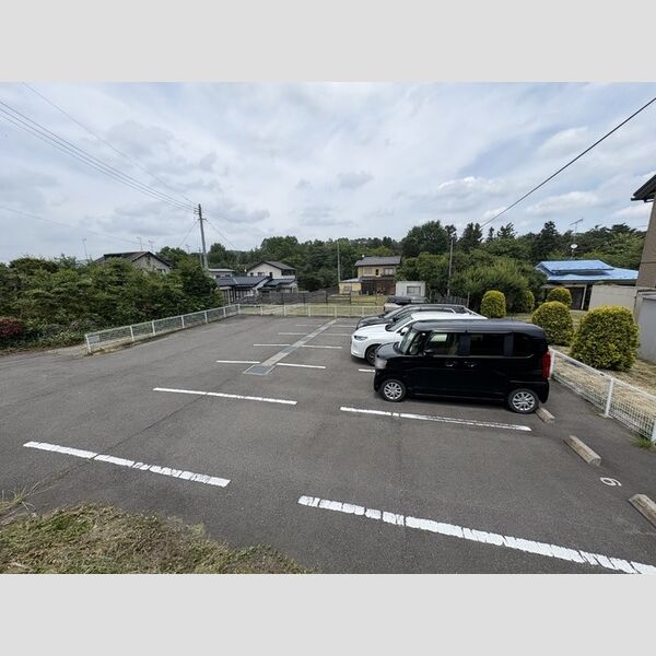 駐車場 (駐車場)