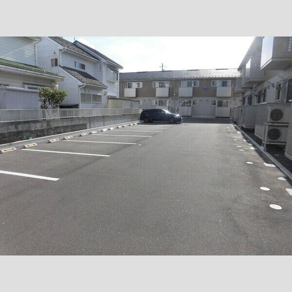 駐車場 (駐車場)