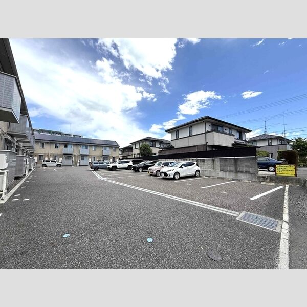 駐車場 (駐車場)