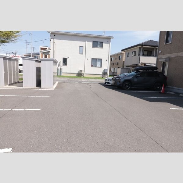 駐車場 (駐車場)