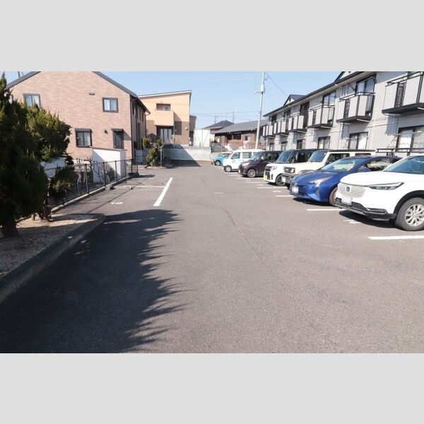 駐車場 (駐車場)