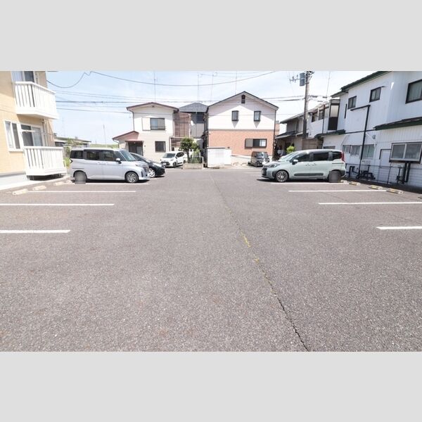 駐車場 (駐車場)