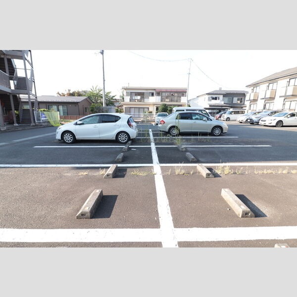 駐車場 (駐車場)