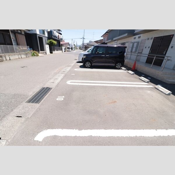 駐車場 (駐車場)