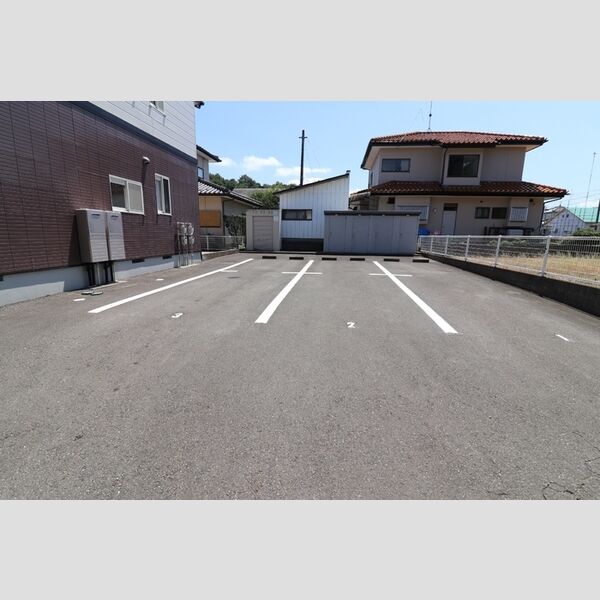 駐車場 (駐車場)