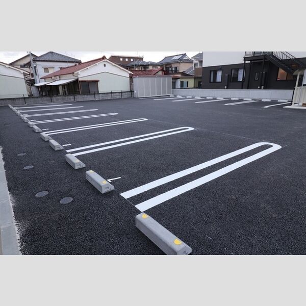駐車場 (駐車場)