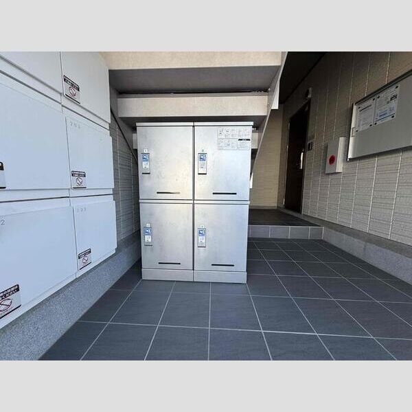 現地周辺 (宅配ボックス)