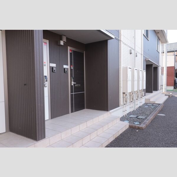 エントランス (エントランス)
