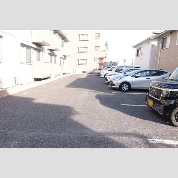 駐車場 (駐車場)