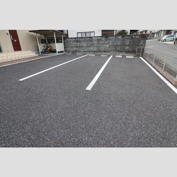 駐車場 (駐車場)
