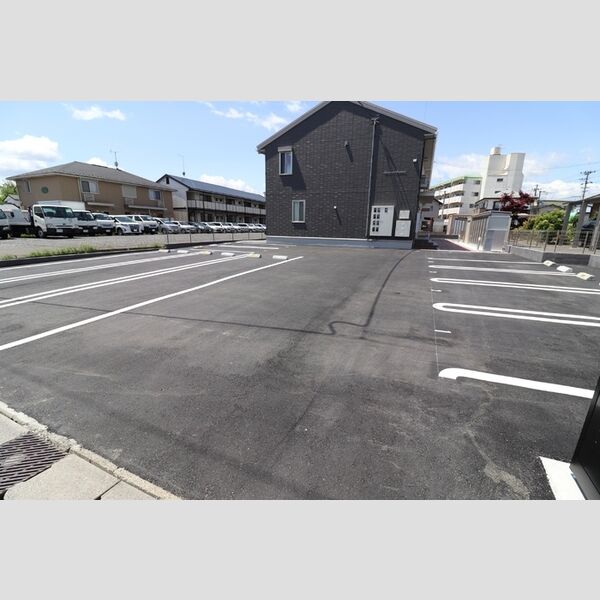 駐車場 (駐車場)
