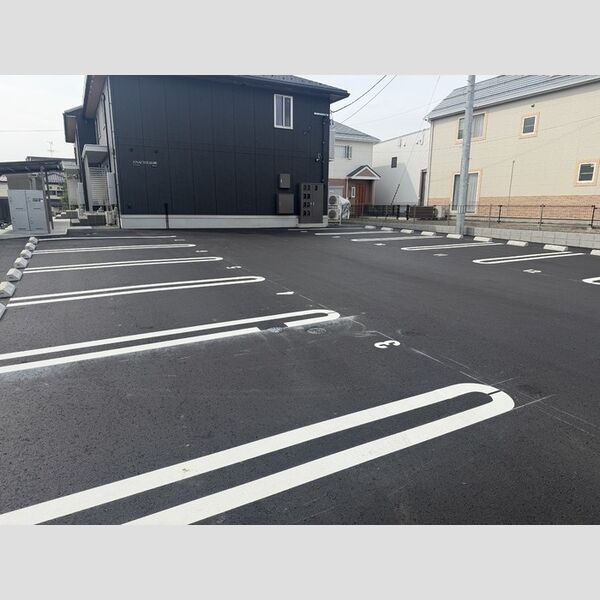 駐車場 (駐車場)