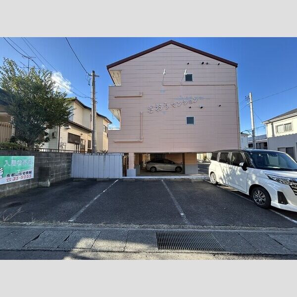 駐車場 (駐車場)