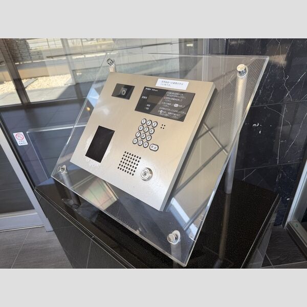 エントランス (オートロック)