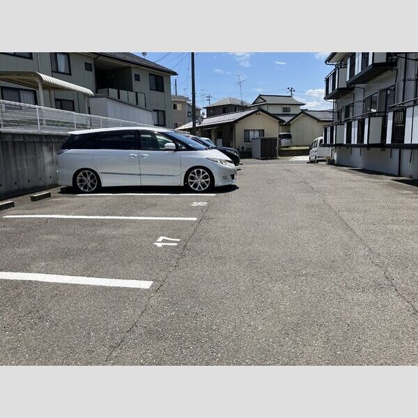 駐車場 (駐車場)