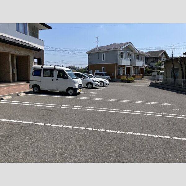 駐車場 (駐車場)