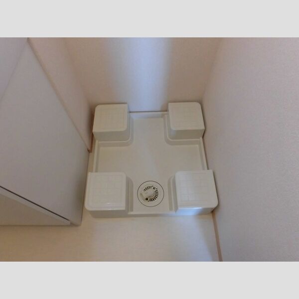 その他 (洗濯機置き場)