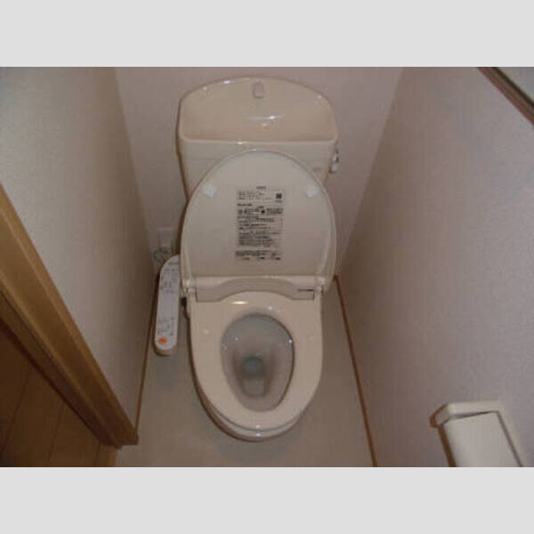 トイレ (温水洗浄便座付トイレ)