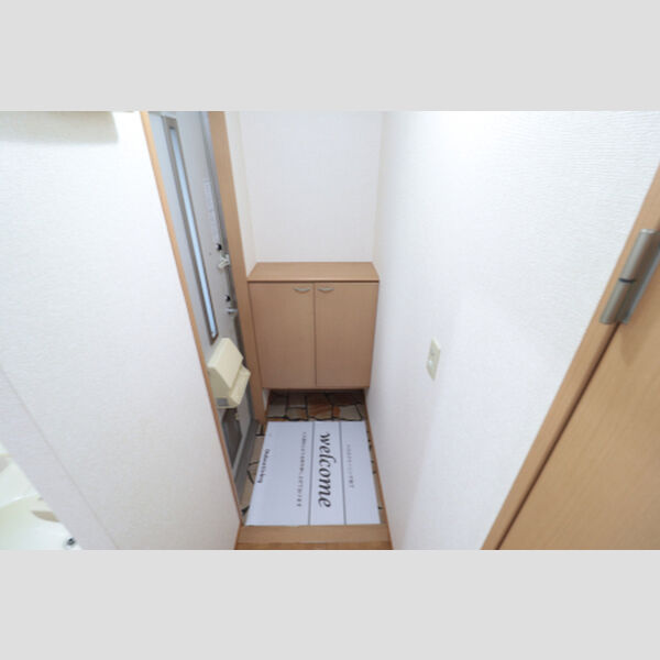 玄関 (玄関)