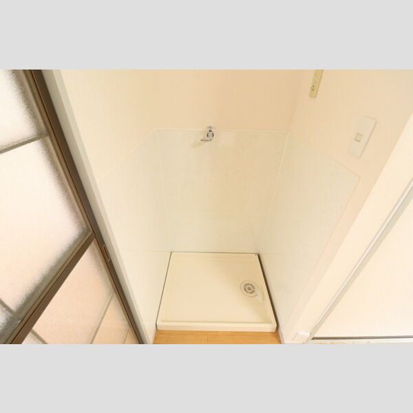 その他 (洗濯機置き場)