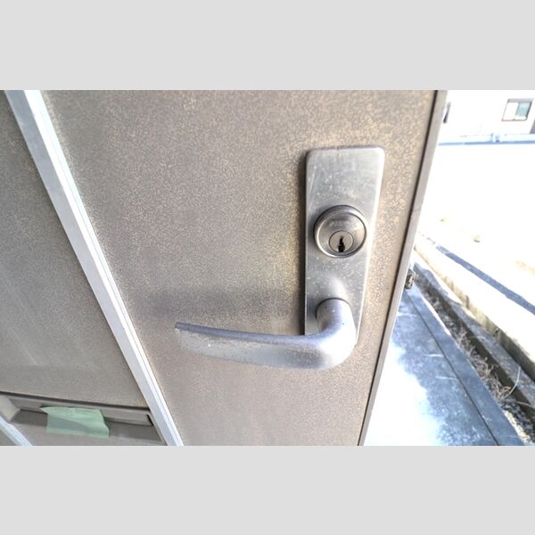 玄関 (玄関ドア)