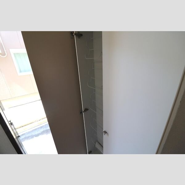 玄関 (シューズボックス)