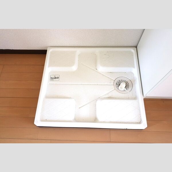 洗面所 (洗濯機置き場)