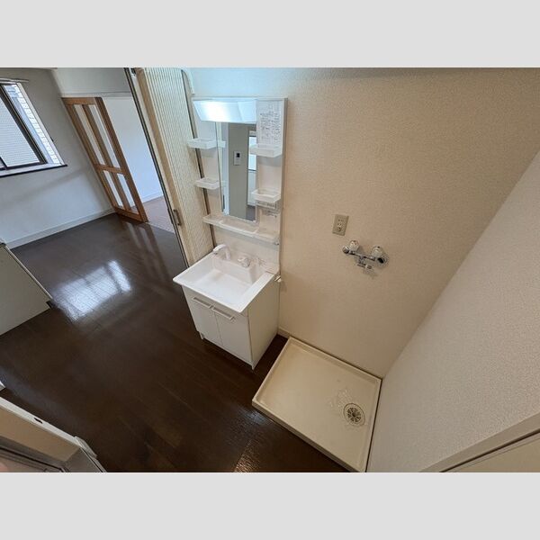 洗面所 (洗髪洗面化粧台)