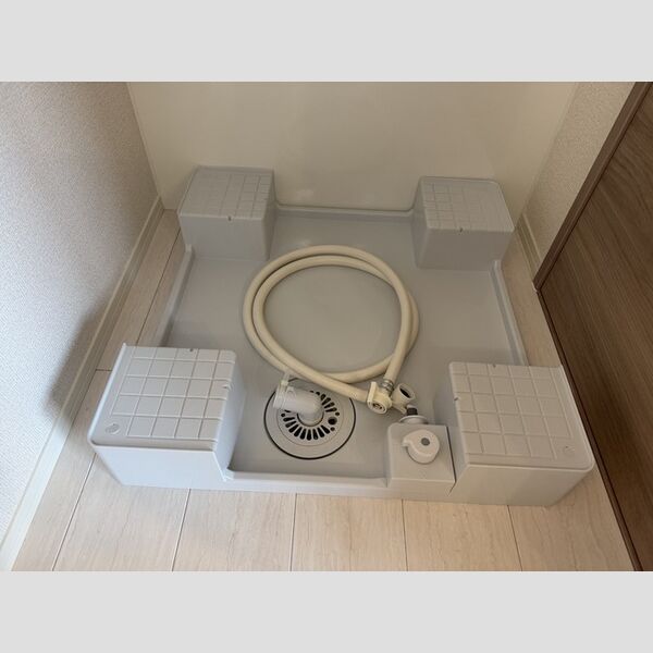 その他 (洗濯機置き場)