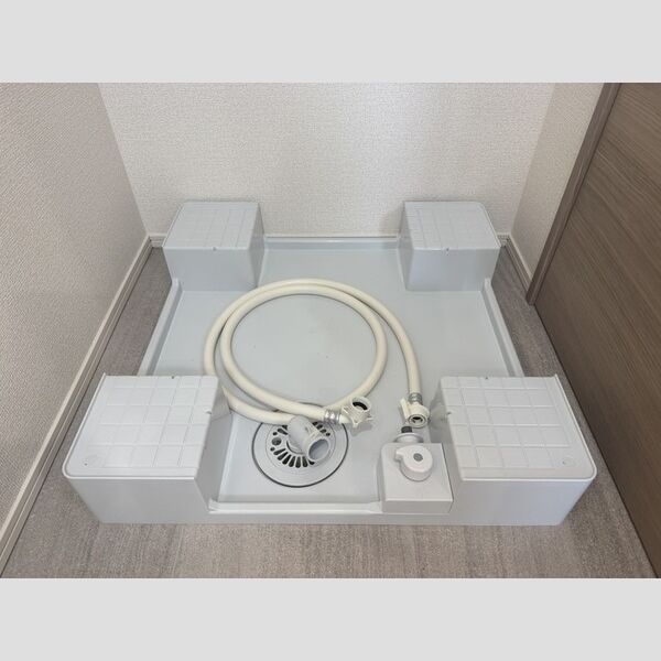 その他 (洗濯機置き場)