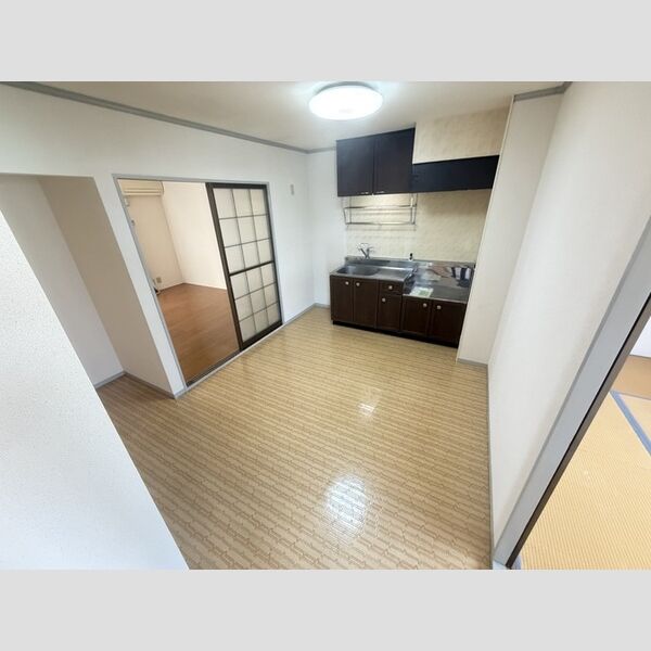 居室・リビング (DK)