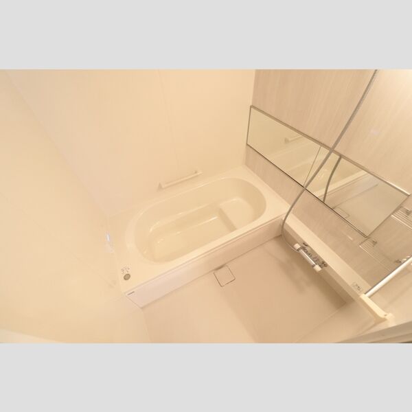 バス (一坪バス)