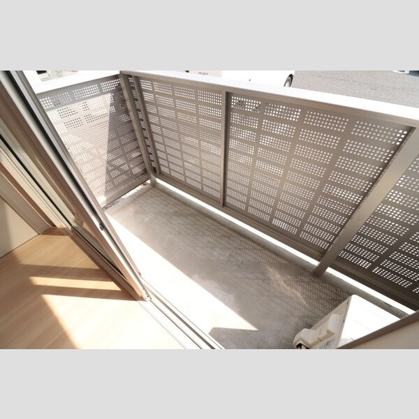 バルコニー・ベランダ (バルコニー)