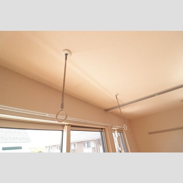 その他 (室内物干し)