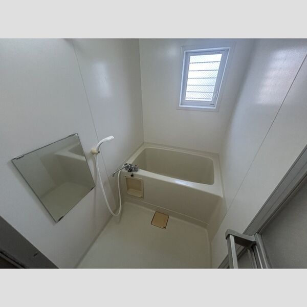 バス (ユニットバス)