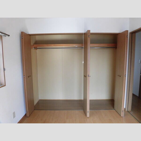 収納 (クローゼット)