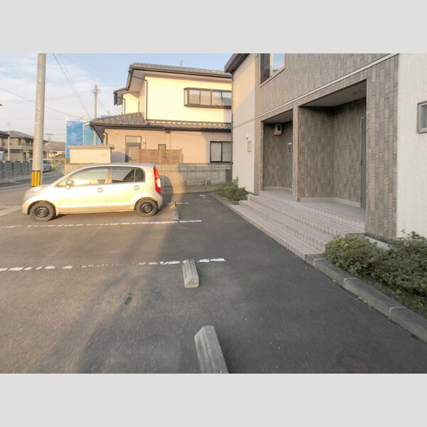 駐車場 (駐車場)