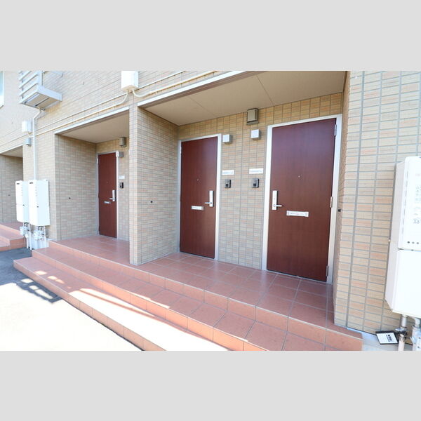 エントランス (エントランス)