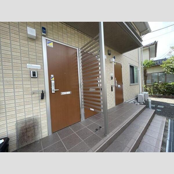 現地周辺 (共用廊下)