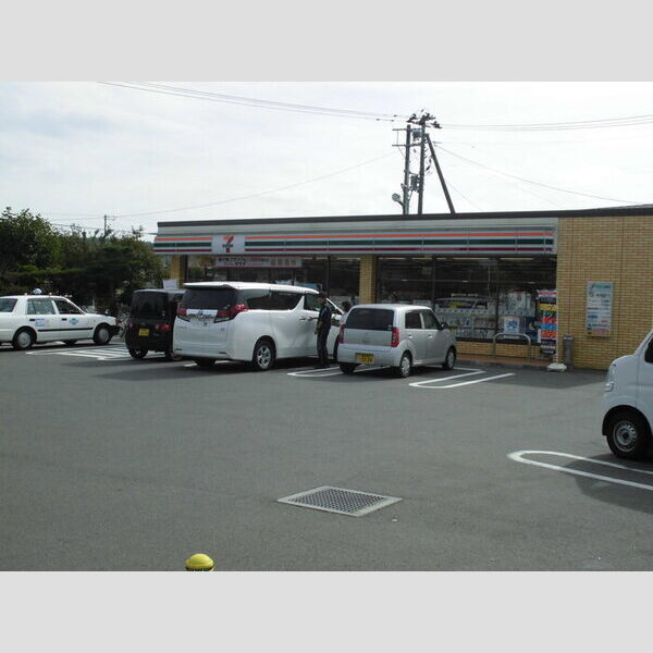 現地周辺 (セブンイレブン福島八島町店)